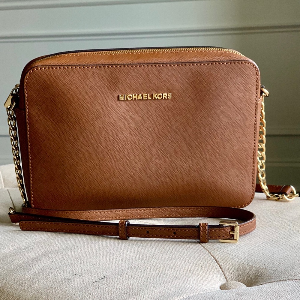 Michael Kors Jet Set Crossbody